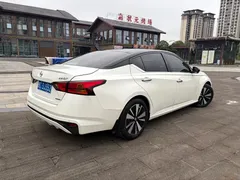 2021 Nissan Teana 2.0L XL Upper AD1, белый — фото 5