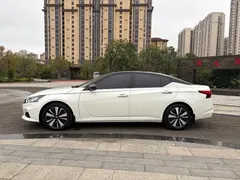 2021 Nissan Teana 2.0L XL Upper AD1, белый — фото 7