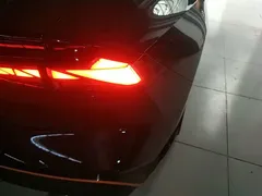 2023 Changan UNI-V 1.5T Sport, чёрный — фото 8