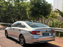 2022 Honda Accord 260TURBO Premium, белый — фото 7