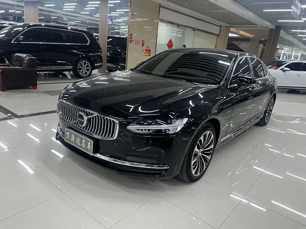 2024 Volvo S90
