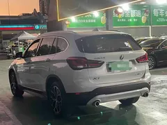2021 BMW X1 Leading, белый — фото 5