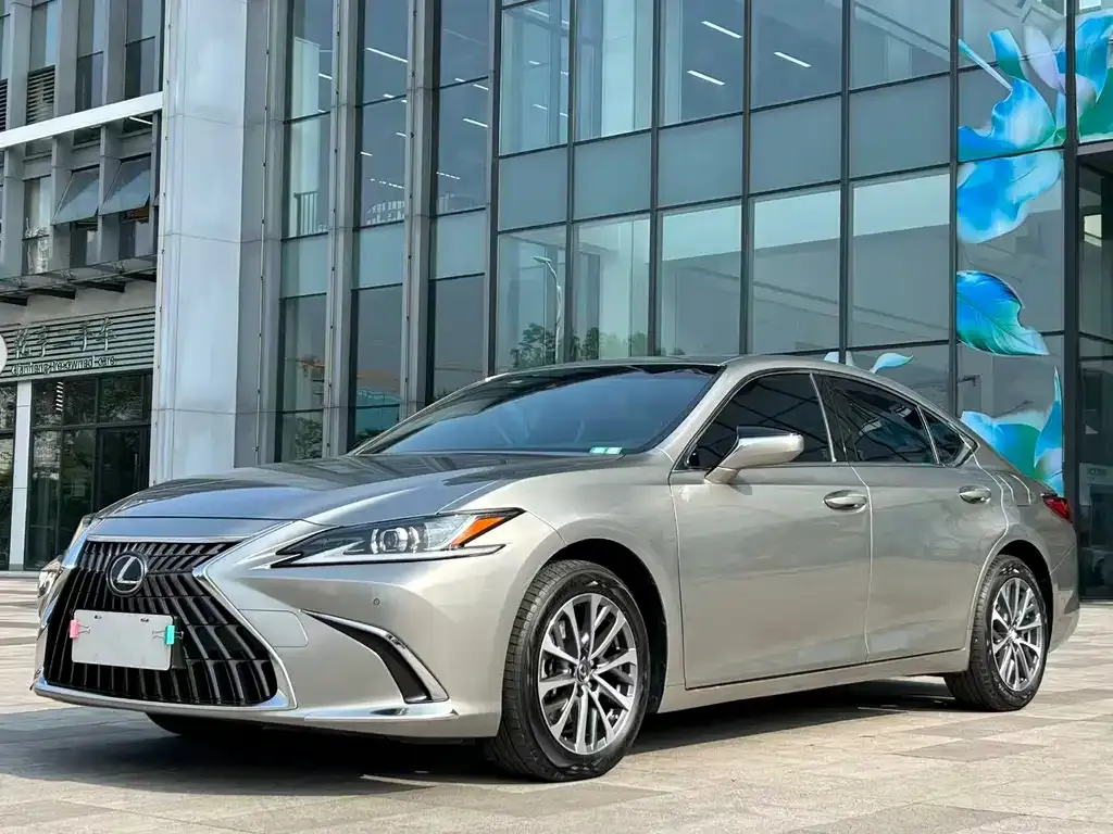 2023 Lexus ES 200 Excellence