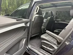 2023 Volkswagen Talagon 380TSI 4WD Luxury Pro 6, синий — фото 7