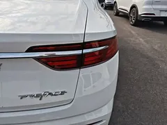 2021 Geely Preface 2.0TD Premium, белый — фото 8