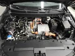 2023 Hongqi E-QM5 Basic Mobility, чёрный — фото 20