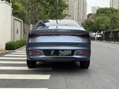 2024 BYD Qin PLUS Honor DM-i PHEV 55km Leading, синий — фото 13