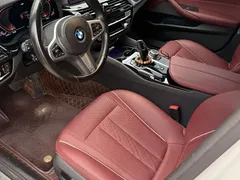 2022 BMW 5 Series 525Li M Sport Package, белый — фото 8