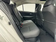 2021 Toyota Corolla Hybrid 1.8L E-CVT Elite, белый — фото 15