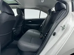 2021 Toyota Corolla Hybrid 1.8L E-CVT Elite, белый — фото 16