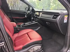 2022 Porsche Macan 2.0T, синий — фото 17