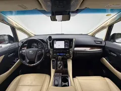 2021 Toyota Alphard Hybrid 2.5L Luxury, белый — фото 9