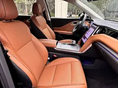 2025 Hongqi HS7 2.0T PHEV 4WD 6-seat, чёрный — фото 15