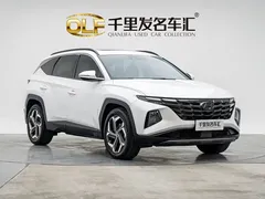 2023 Hyundai Tucson L 1.5T AT 2WD DLX Luxury, белый — фото 3