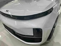 2025 Li Auto L9 Smart Refresh, белый — фото 4