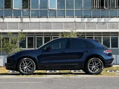 2023 Porsche Macan 2.0T, синий — фото 7