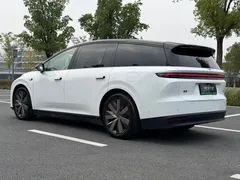 2025 Li Auto i8 Standard, белый — фото 5