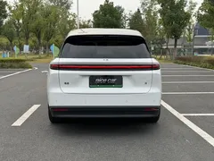 2025 Li Auto i8 Standard, белый — фото 6