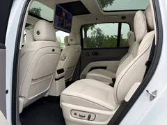 2025 Li Auto i8 Standard, белый — фото 11