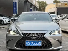 2023 Lexus ES 200 Excellence — фото 2