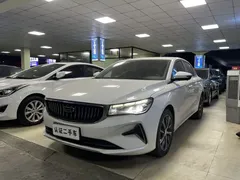 2022 Geely Emgrand 4th Gen 1.5L CVT Premium, белый — фото 1