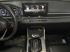 2022 Geely Emgrand 4th Gen 1.5L CVT Premium, белый — фото 8