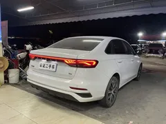 2022 Geely Emgrand 4th Gen 1.5L CVT Premium, белый — фото 13
