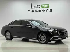 2023 Mercedes-Benz E-Class E 300 L Luxury, чёрный — фото 3