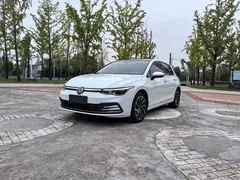 2023 Volkswagen Golf 280TSI DSG Pro, белый — фото 1