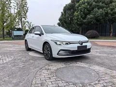 2023 Volkswagen Golf 280TSI DSG Pro, белый — фото 3