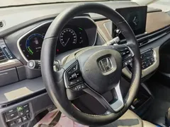 2022 Honda Odyssey 2.0L e:HEV, белый — фото 7