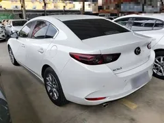 2021 Mazda 3 1.5L AT, белый — фото 5