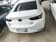 2021 Mazda 3 1.5L AT, белый — фото 6