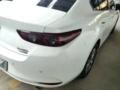 2021 Mazda 3 1.5L AT, белый — фото 8
