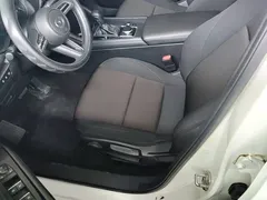 2021 Mazda 3 1.5L AT, белый — фото 15