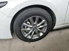 2021 Mazda 3 1.5L AT, белый — фото 23