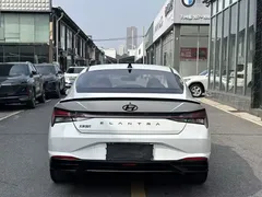 2022 Hyundai Elantra 1.5L CVT 20th Anniversary, белый — фото 10