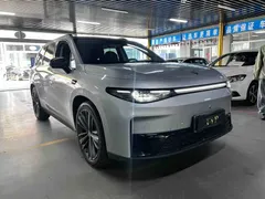 2024 Leapmotor C16 EV 520 Premium — фото 2