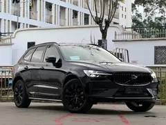 2022 Volvo XC60 4WD Luxury, чёрный — фото 3
