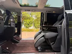 2022 Mercedes-Benz V-Class V 260 L Long Wheelbase Luxury, чёрный — фото 18