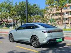 2024 BYD Seal 06 DM-i PHEV 80km Premium — фото 6