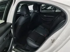 2021 Mazda 3 2.0L AT, белый — фото 17