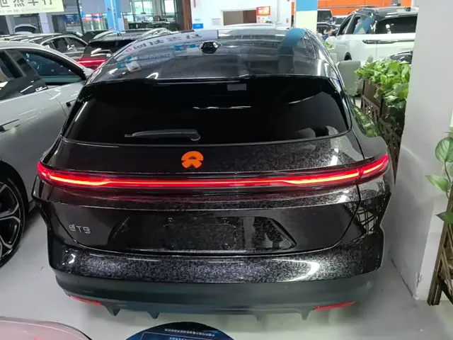 2023 Nio ET5T 75kWh Touring