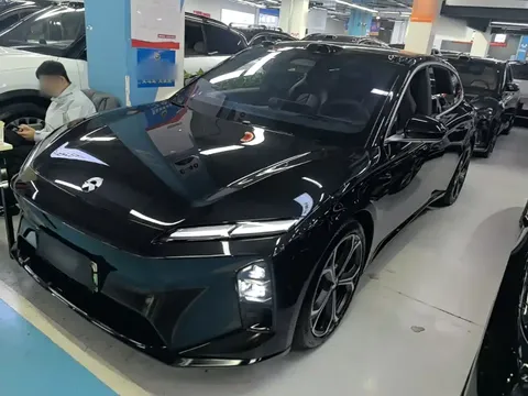 2025 Nio ET5T 75kWh Touring