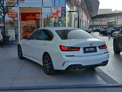 2022 BMW 3 Series 320Li M Sport Package, белый — фото 7