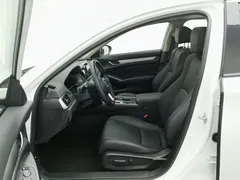 2022 Honda Accord 260TURBO Luxury, белый — фото 10