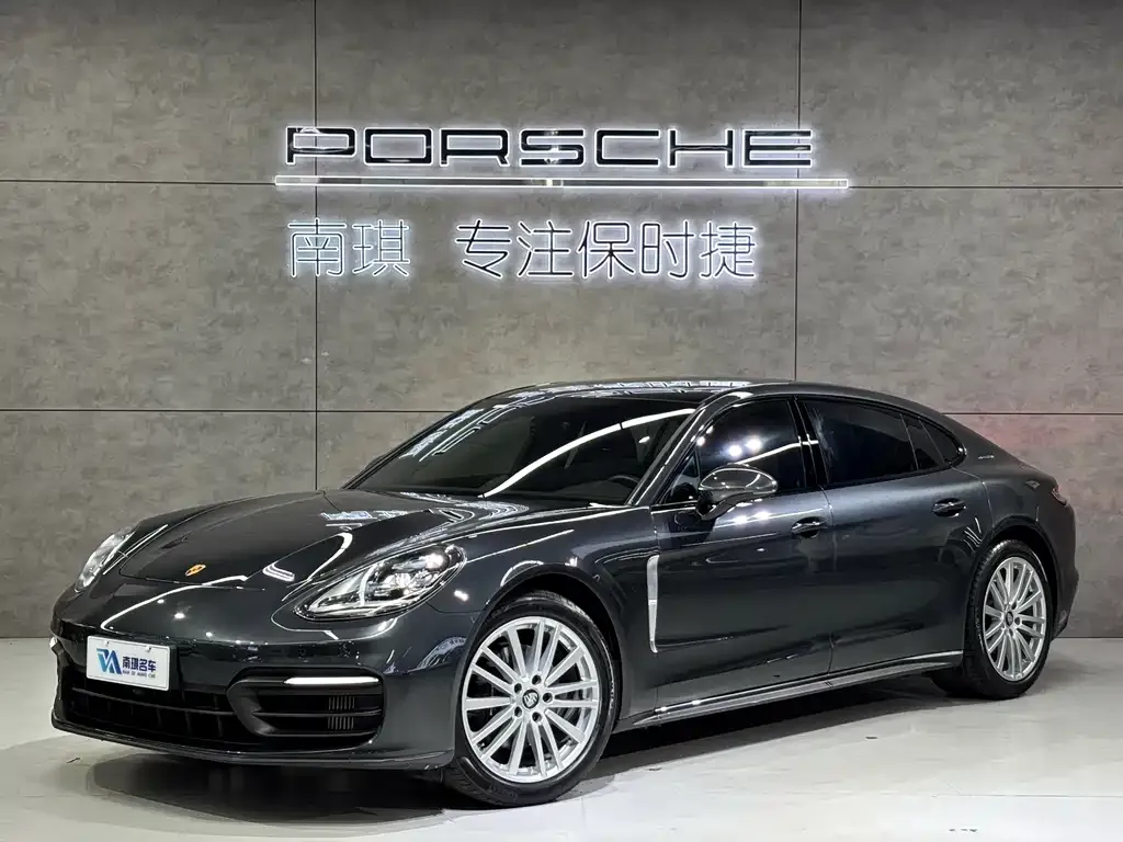 2022 Porsche Panamera Executive Long 2.9T