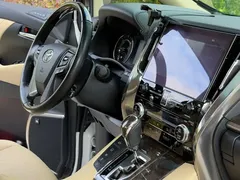 2021 Toyota Alphard Hybrid 2.5L Premium, белый — фото 14