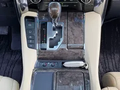 2021 Toyota Alphard Hybrid 2.5L Premium, белый — фото 22
