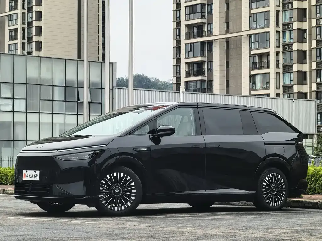 2026 Xpeng X9 EREV 1602 Ultra